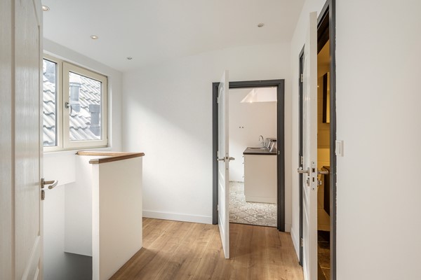 Medium property photo - Spoorsingel 74B02, 3033 GP Rotterdam